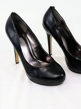 Worthington Women's Black Leather Pumps 5" Heels 1" Patform Size 8m